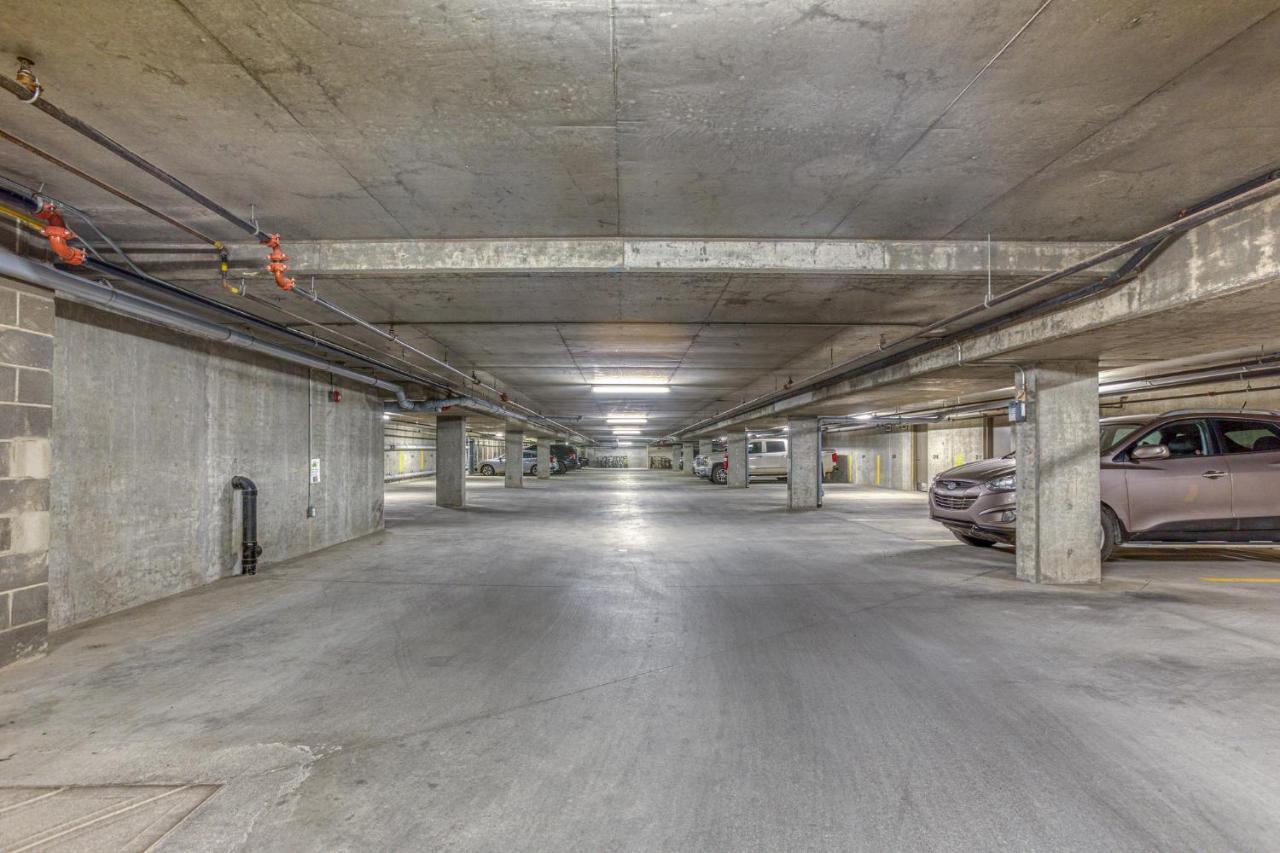 Vila The Lookout - Top Floor Corner Unit With Stunning Views Canmore Exteriér fotografie